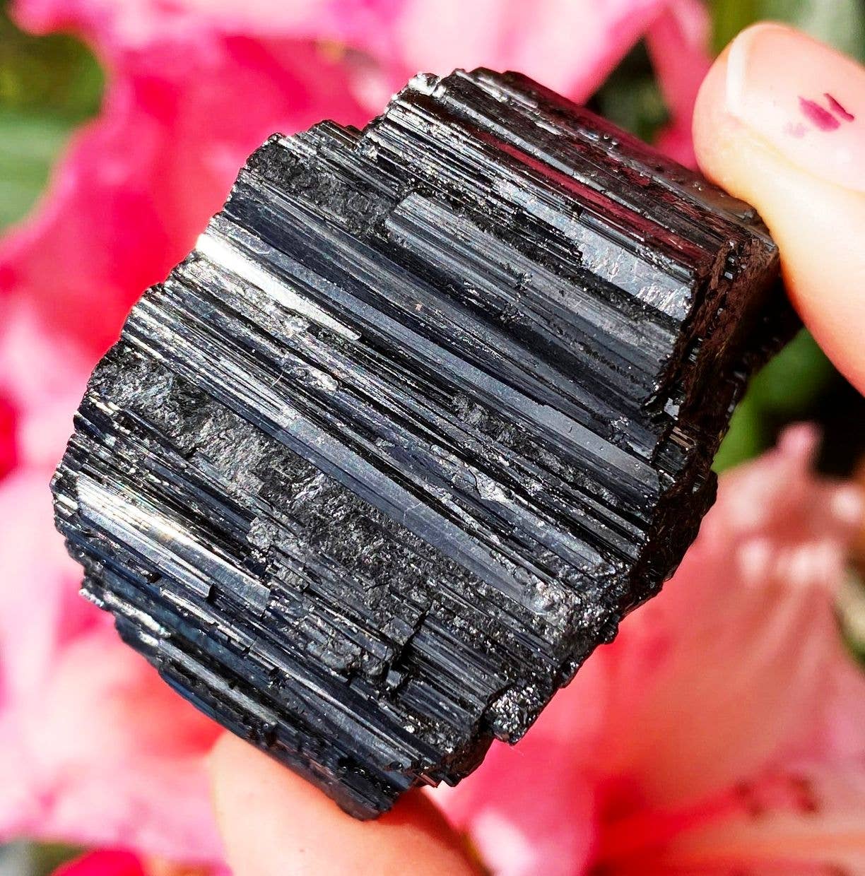Rough tourmaline 1-5cm rough black tourmaline crystal