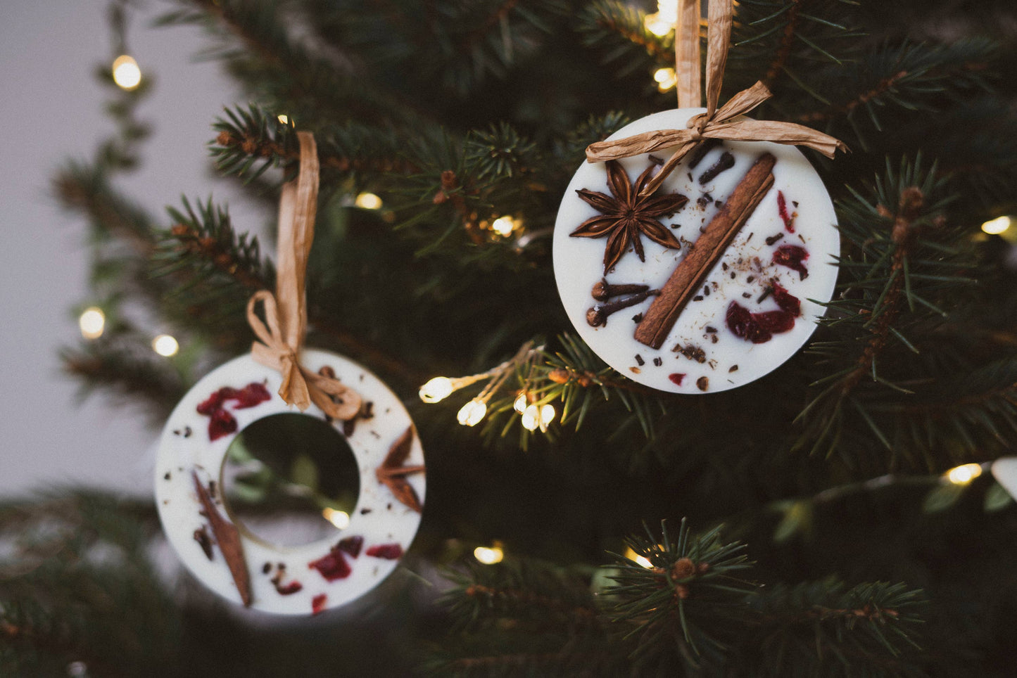 Christmas Scented Tree Decorations: Christmas Tree / Circle