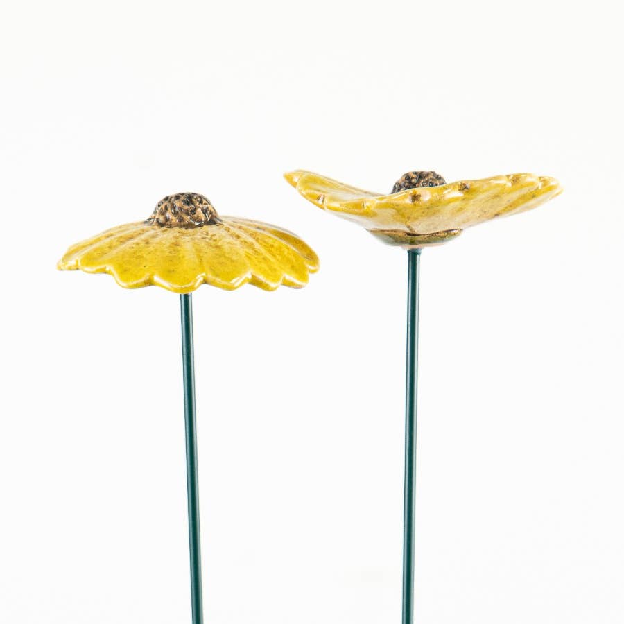 2/A Yellow Daisy Garden Stake, 60cm