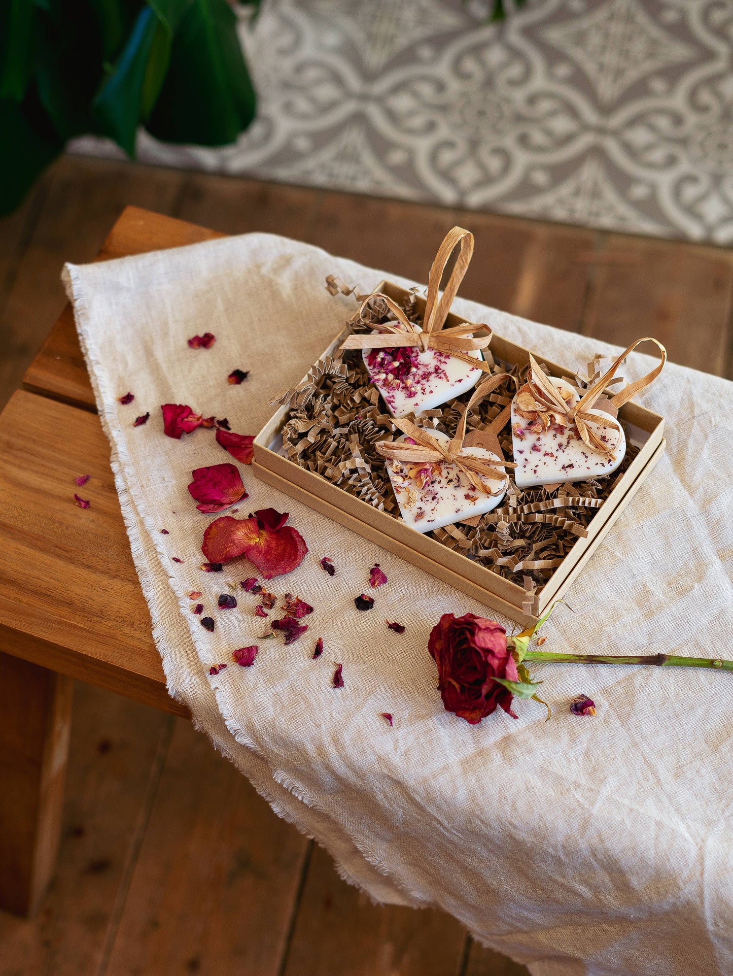 Heart Scented Decoration - Rose & Lemon Leaf