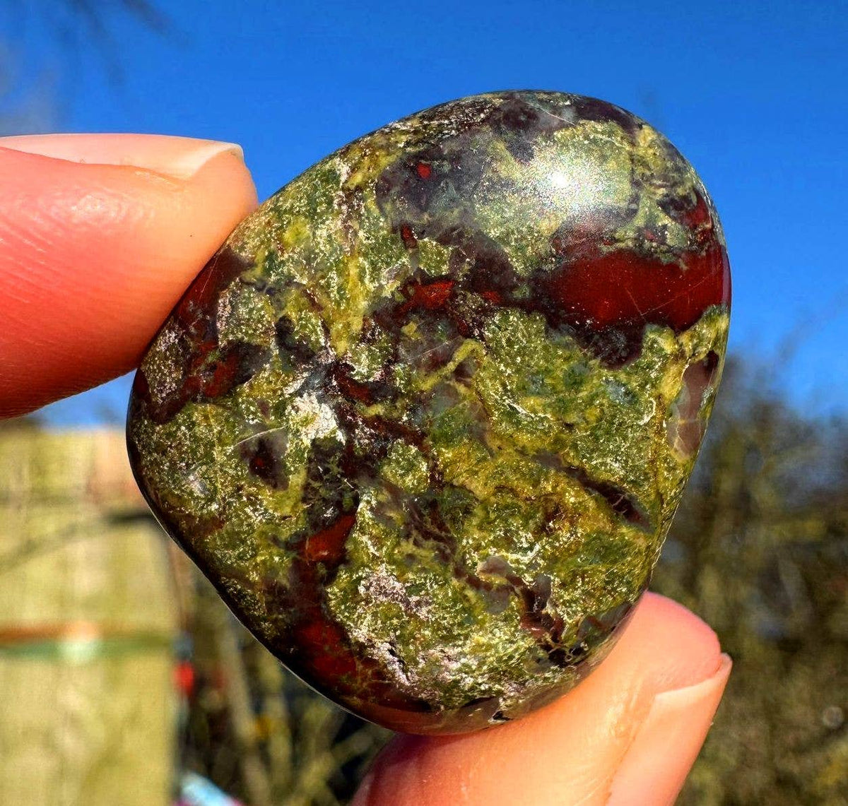Dragon stone tumble 2-3cm dragonstone gems red green crystal