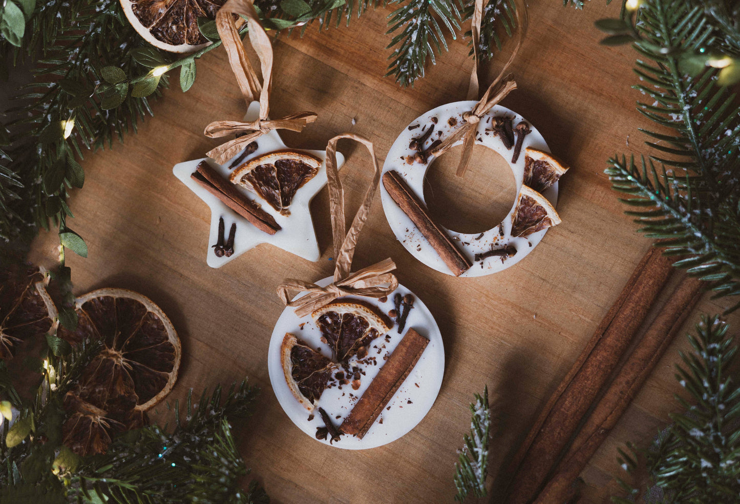 Christmas Scented Tree Decorations: Christmas Tree / Circle