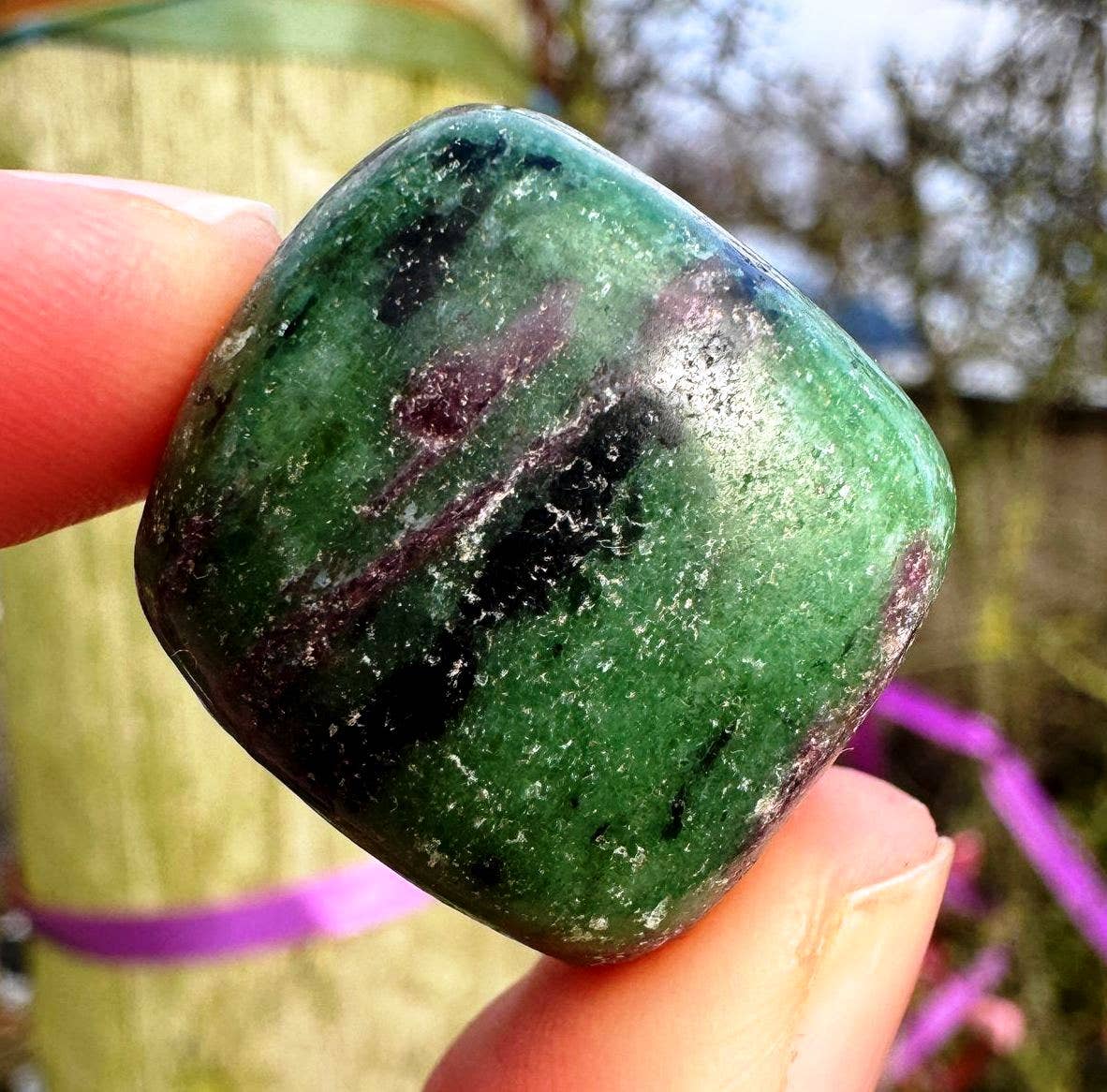 Ruby Zoisite tumble 15-25mm gems polished ruby tumble stones