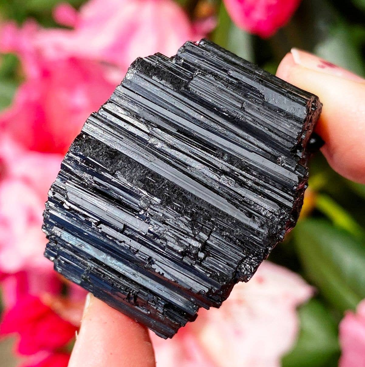 Rough tourmaline 1-5cm rough black tourmaline crystal